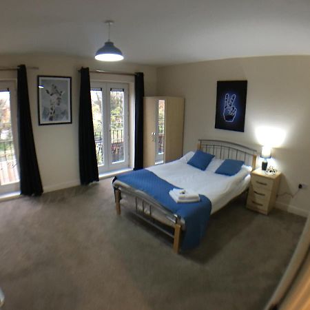Very Large House, 6 Beds, 4 Bedrooms, 3 Bathrooms, 5 Smart Tv'S & Van Parking Boston Ngoại thất bức ảnh