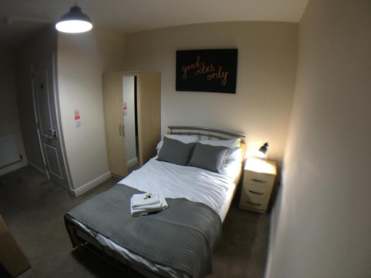 Very Large House, 6 Beds, 4 Bedrooms, 3 Bathrooms, 5 Smart Tv'S & Van Parking Boston Ngoại thất bức ảnh