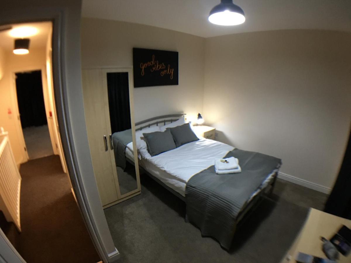 Very Large House, 6 Beds, 4 Bedrooms, 3 Bathrooms, 5 Smart Tv'S & Van Parking Boston Ngoại thất bức ảnh